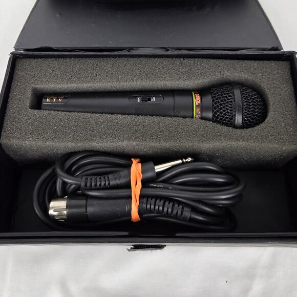 CAROL VINTAGE MUD-525 UNI-DIRECTIONAL DYNAMIC MICROPHONE – FULLY FUNCTIONAL - Picture 6 of 7